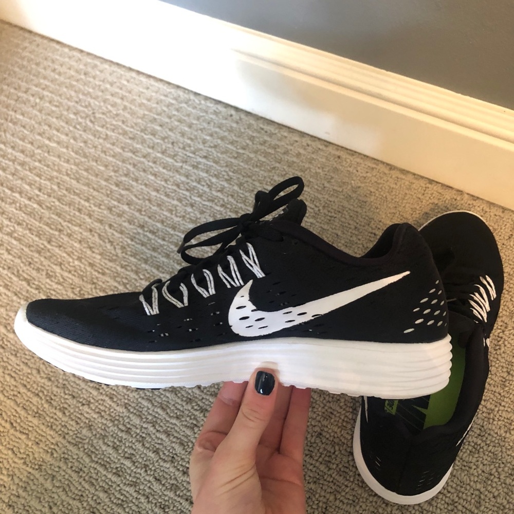 Black & White Nike Women’s Running shoes